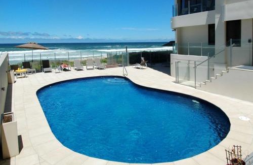Surfers Paradise Apartment | Dorchester On The Beach