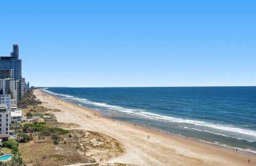 Surfers Paradise Apartment | Dorchester On The Beach