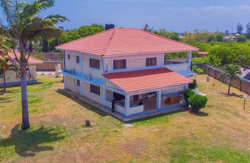 Diani Beach Cottage | Doric Cottages Diani