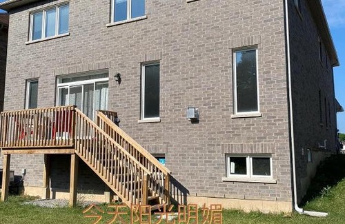 Niagara Falls House | Doris B&B No breakfast