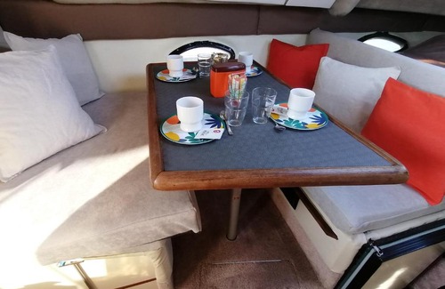 Charente-Maritime Boat Rental | Dormir sur un yacht insolite