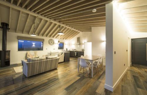 Melcombe Bingham House | Dorset Eco Retreats