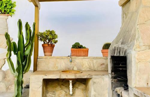 Conil de la Frontera House | Dos Chalets Separados con Piscina Privada Cada Uno - Perfectos para Grupos Grandes Cerca del Pueblo