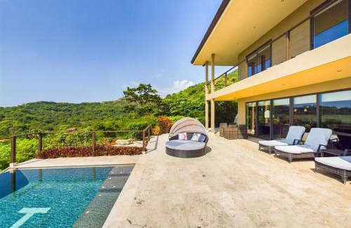 Brasilito House | Dos Rios #70- 6 Bedroom Home On 12 Acre