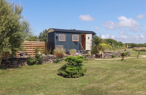 Wadebridge Cottage | Dot May
