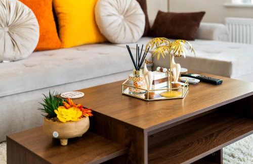 Moffat Apartment | Dote Haven Stylish 2 Bed Apartment - Free Parking and Free High Speed WIFI