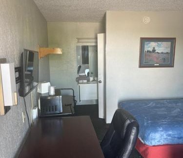 Amarillo Apartment | Double Bed Hotel Room 206