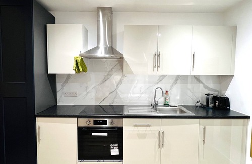 Finchley Apartment | Double Bed private studio in Finchley, North London