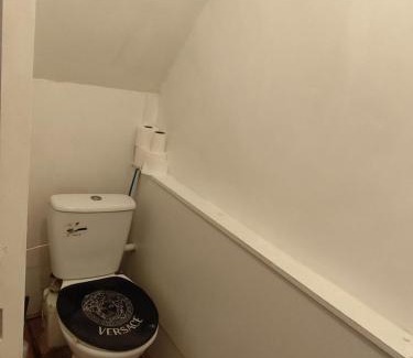 Manchester House | Double-Bedroom in the Heart of Harpurhey Manchester A3 Perfect for Short Stays