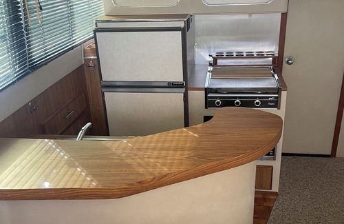 Key West Boat Rental | Double Cabin Luxury Power Motor Yacht in Key West