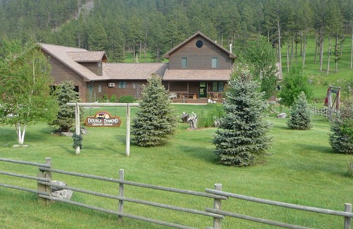 Rapid City Cabin | Double Diamond Ranch - Premier Cabin Close to Mount Rushmore & Custer Park!