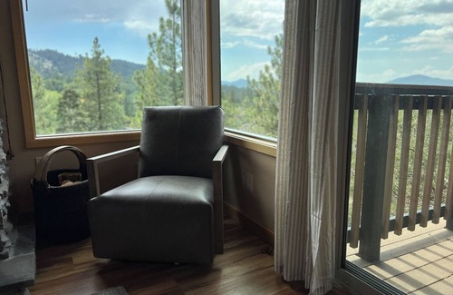Upper Moonridge House | Double Family Home at the Top of Moonridge (Pet Friendly)