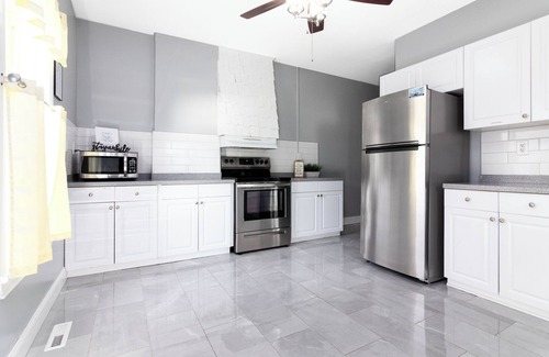 Niagara Falls House | Double House Rental – 11Br Perfect For Big Groups