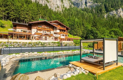 Dorfgastein House | Double- Multi-bed room Superior + - Castle view, Hotel-Restaurant
