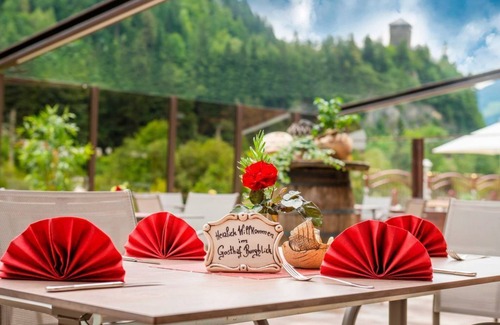 Dorfgastein House | Double- Multi-bed room Superior + - Castle view, Hotel-Restaurant