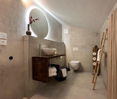 Komarna Apartment | Double pleasure - two apartments with sea views and pool