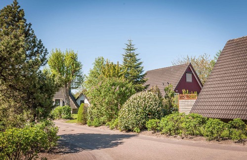 Dorumer Neufeld Apartment | Double room 111. Cozy and dog-friendly.