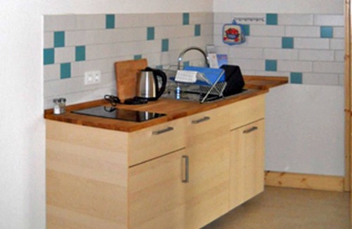 Schwerin Apartment | Double room 3 - turquoise - holiday on the organic farm