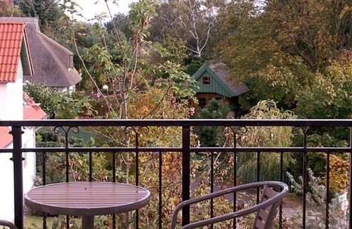 Karlshagen House | Double room 32 Max with balcony - Usedom Bike - Hotel Max & Anna