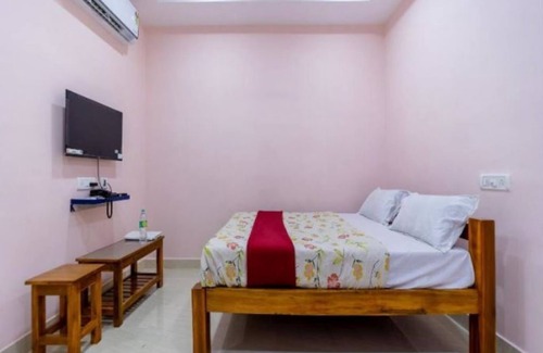 Kalapettai Hotel | Double Room - Happy Inn
