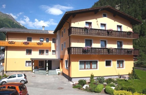 Mallnitz House | Double Room - Hotel Hubertus