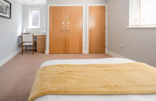 Bickley House | Double room in Bromley