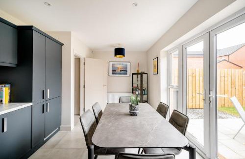Donaghadee House | Double Room in Luxury High Trees Development