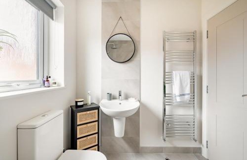 Donaghadee House | Double Room in Luxury High Trees Development