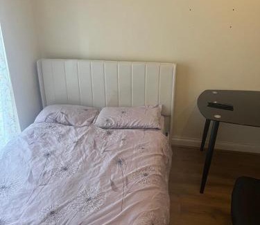 Wolverhampton House | double room in wolverhampton