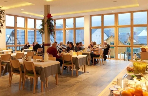 Veldenz Bed & Breakfast | Double room "Inner courtyard" - Weinhaus am Schieferfels