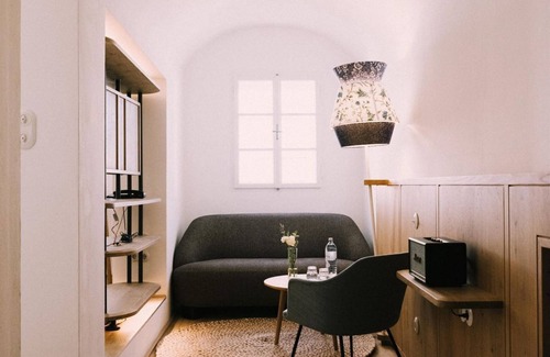 Altstadt House | Double room "large" - non refundable rate - arthotel Blaue Gans