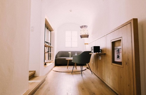 Altstadt House | Double room "large" - non refundable rate - arthotel Blaue Gans