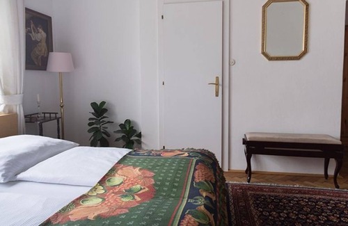 Tiefgraben Bed & Breakfast | Double room with balcony - Pension Jörgner