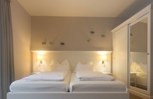 Unterach am Attersee House | Double room with balcony, without lake view - Attersee 7 - Hotel STADLER am Attersee, your lakeside hotel in the