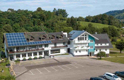 Guckinsdorf Apartment | Double room with balcony and mountain view, 30sqm