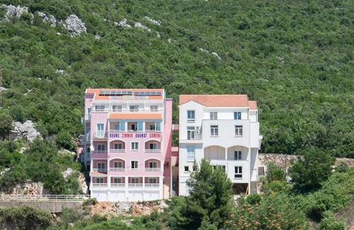 Neum Apartment | Double Room with balcony and breakfast