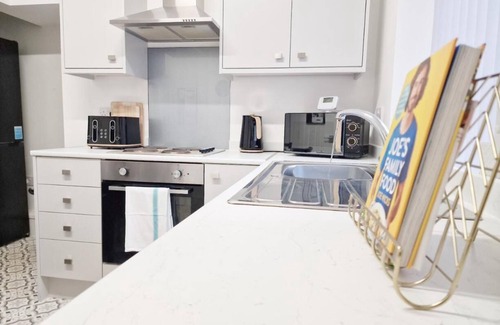 Burnley House | Double Room with Ensuite RM 1