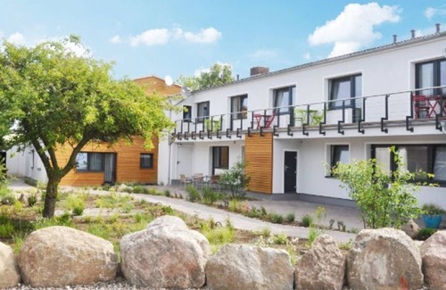 Puttgarden Apartment | Double room with garden view - Room 4 - Hus lake view