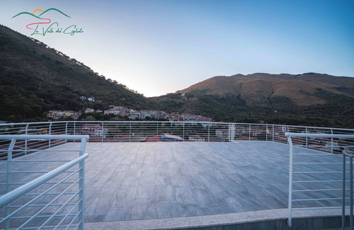 Licusati Apartment | Double Room with Private Bathroom - Room Rentals in Licusati (SA)