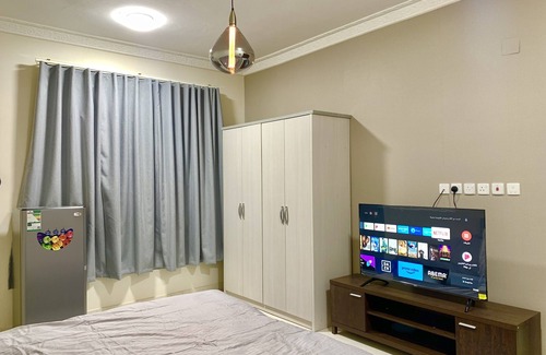 Riyadh Apartment | Double room with private bathroom, separate entrance and self-entry