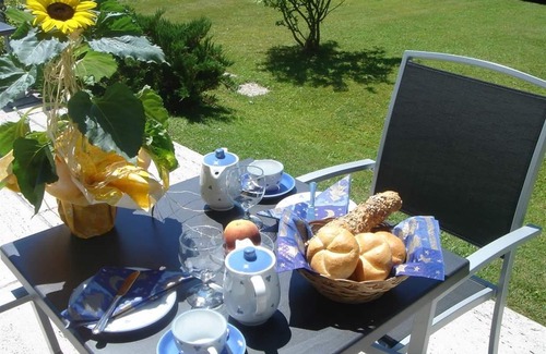 Schuttdorf Cottage | Double room with shower od. Bathroom, toilet - Lindenthaler, guesthouse