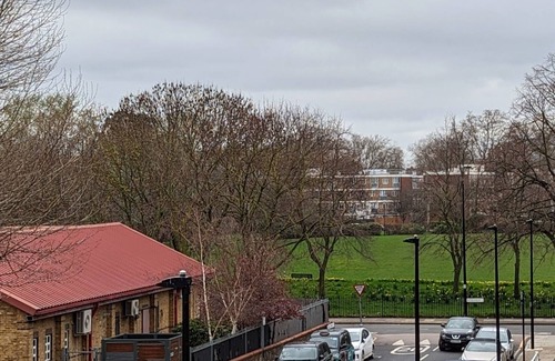 Stepney Green House | Double Room with Shared bathroom