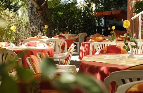 Elisabeth-Vorstadt House | Double room with shower and bath, toilet - clipper, hotel