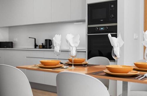 Sao Vicente House | Double Room with Terrace Q5