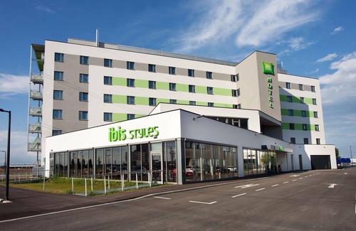 Parndorf House | Double room WITHOUT breakfast, shower, WC - ibis Styles Parndorf Neusiedler See