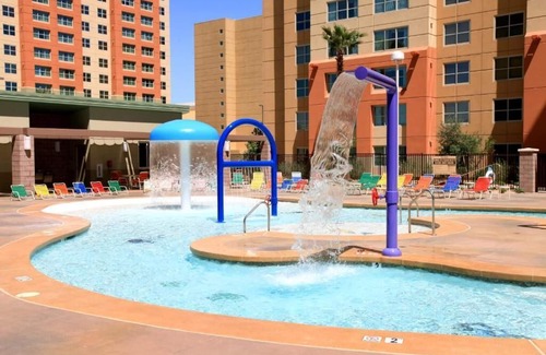 Enterprise Condo | Double suite sleeps up to 8 people