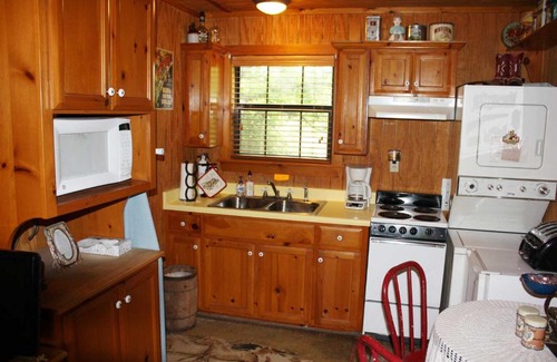 Bandera Bed & Breakfast | Double U Barr Ranch - Cowboy Cabin