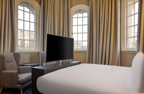 Old Town Hotel | DoubleTree by Hilton Edinburgh City Centre