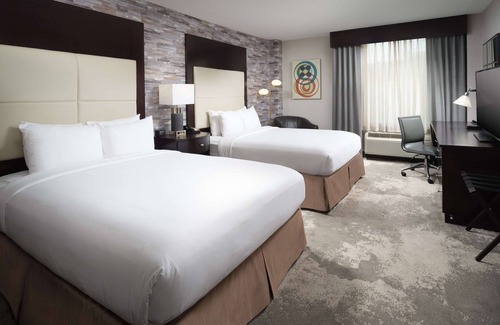 Downtown Chattanooga Hotel | DoubleTree by Hilton Hotel Chattanooga Downtown