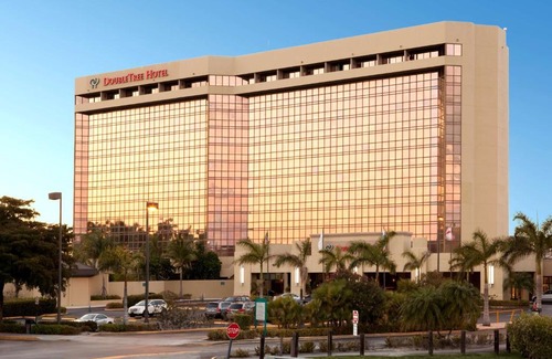 Ludlam Hotel | DoubleTree by Hilton Hotel Miami Airport & Convention Center